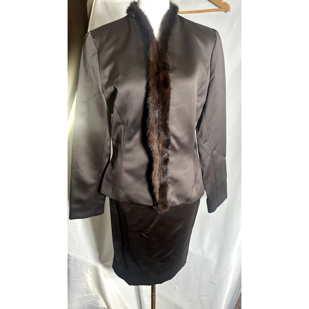 Noviello Bloom Suits Brown Fur Trimmed Set Size 6